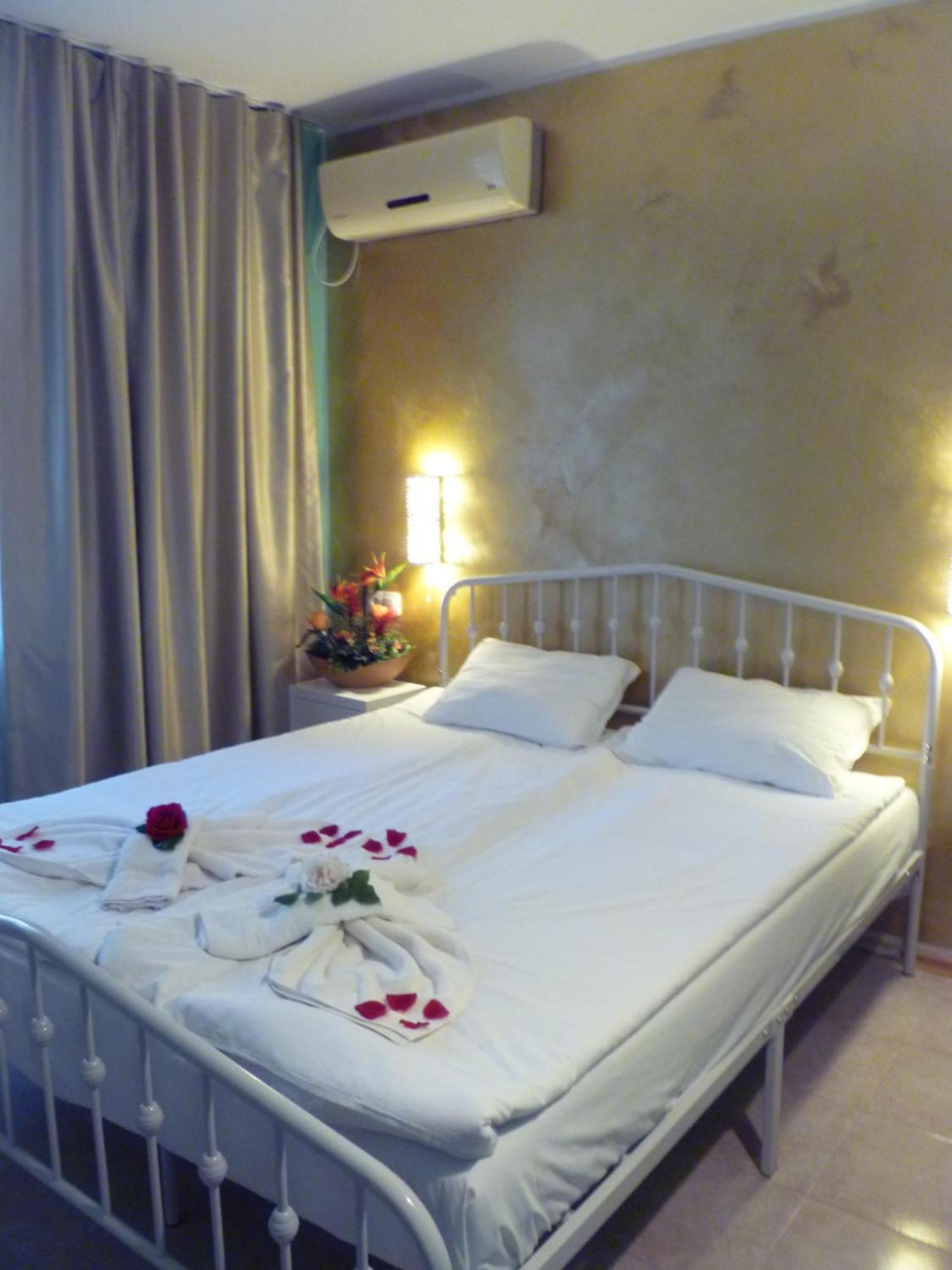 Apartment Tourist Complex Rose Village Sunny Beach Exterior foto